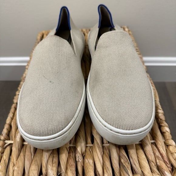 Rothy's Cream The Original Slip On Flat Casual Shoe 6 - Picture 5 of 9